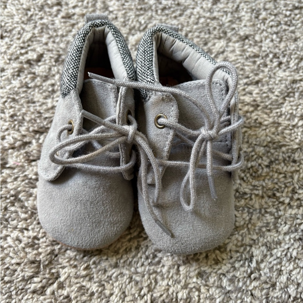 Old Navy Gray Boots